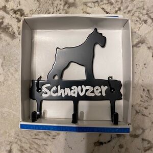 NWT Schnauzer Metal Leash Key Hook